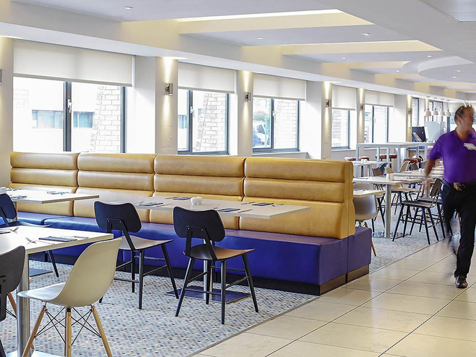 Food & Drinks 4, BHX NEC Airport, Solihull