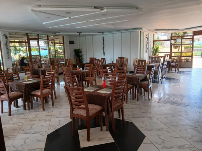 Food & Drinks 4, Deep Sea Resort Kitale, Kwanza