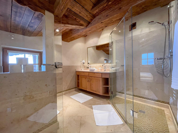 Bathroom 2, Gasthof Ochsalm, Kitzbühel