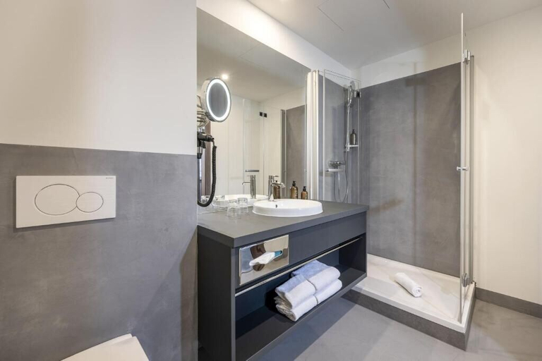Bathroom 3, HOTEL andrä, Salzburg