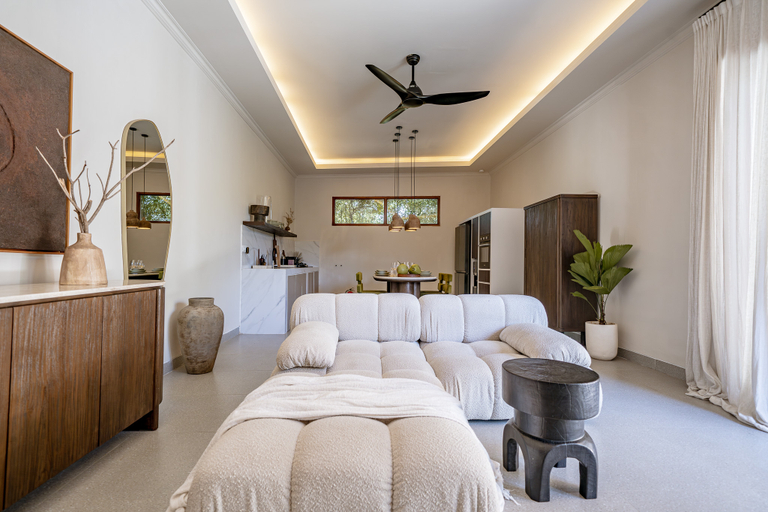 Others 4, Casa Vicca, Badung