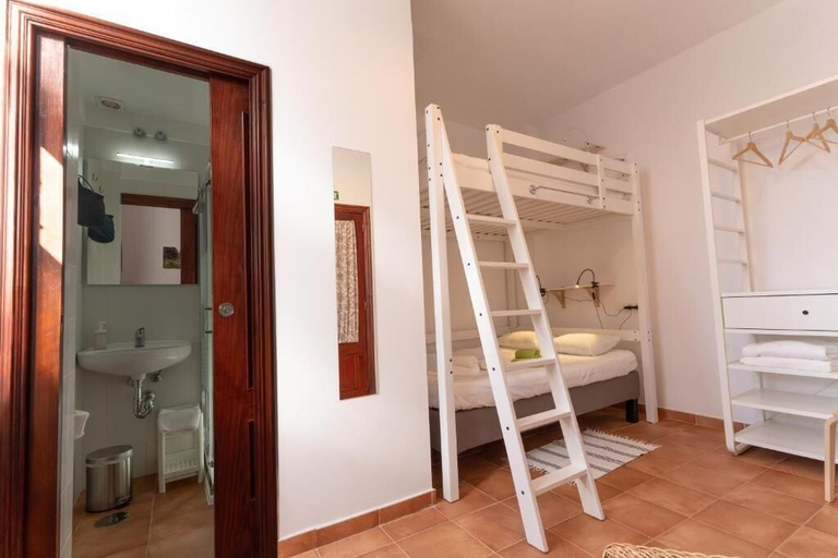 Room 4, TenoHomes Tabaiba Guesthouse, Santa Cruz de Tenerife