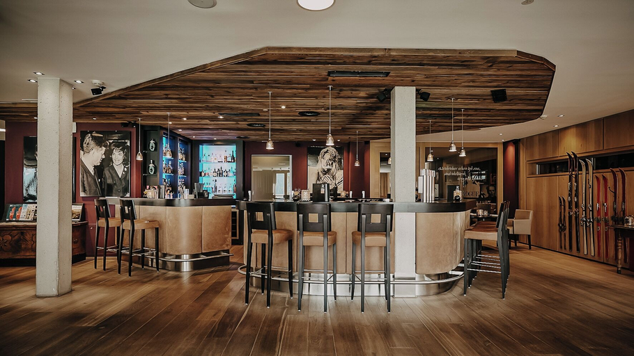 Food & Drinks 5, Das Kronthaler - Adults Only, Schwaz