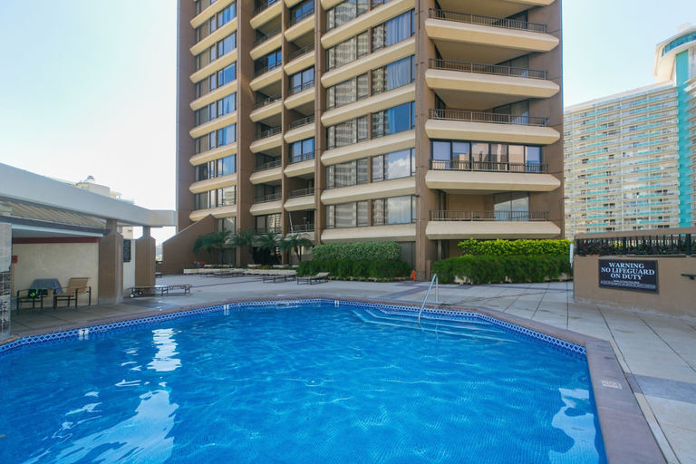 Sport & Beauty 4, Discovery Bay One Bedroom Condos with Kitchen & Free Wifi!, Honolulu