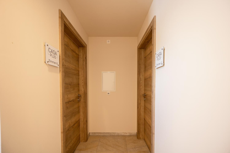 Others 4, Casa Plus, Villach