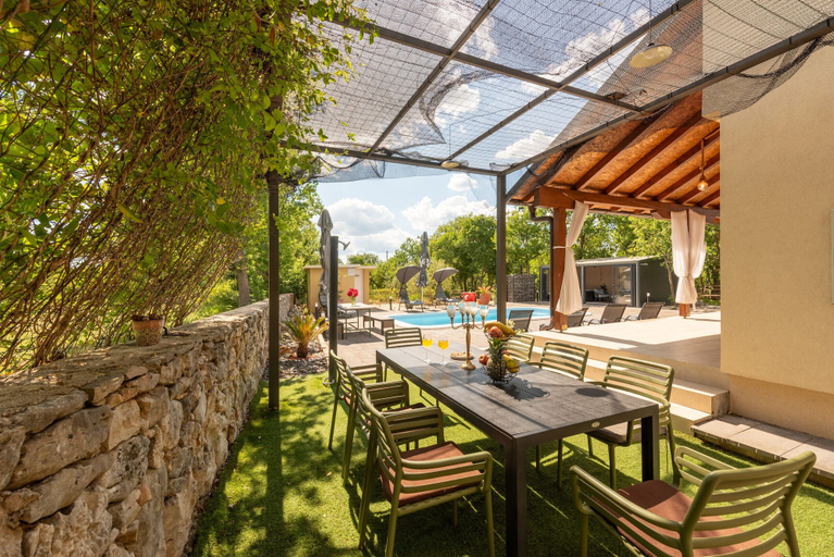 Food & Drinks, Villa Zen Promona, Promina