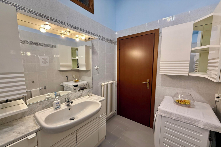 Bathroom 3, Casa del Limone, Como