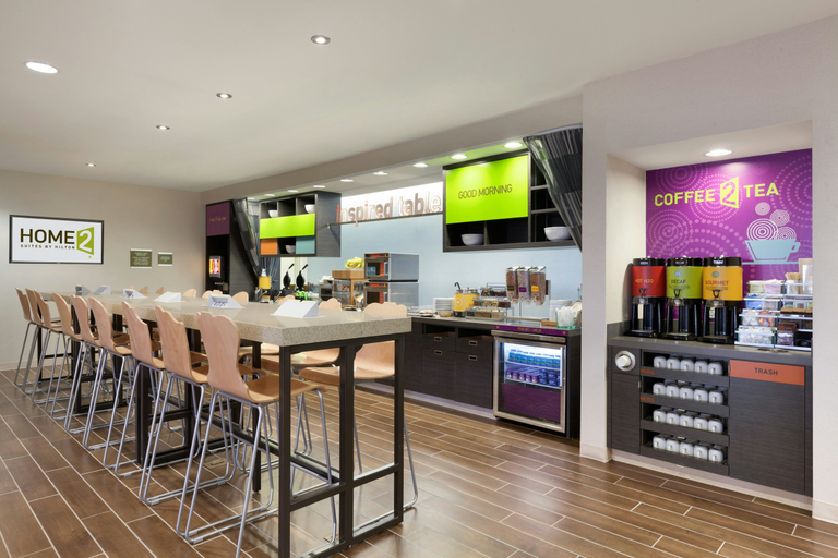 Food & Drinks 5, Home2 Suites by Hilton Lubbock, Lubbock