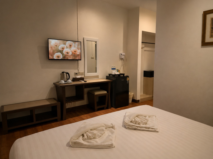 Bedroom 4, Woraburi Sukhumvit Hotel, Khlong Toey
