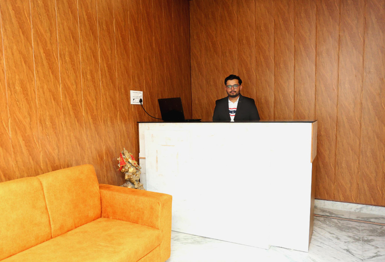 Public Area 3, Tapovan New Residency (5 minutes walk to Laxman jhula), Garhwal