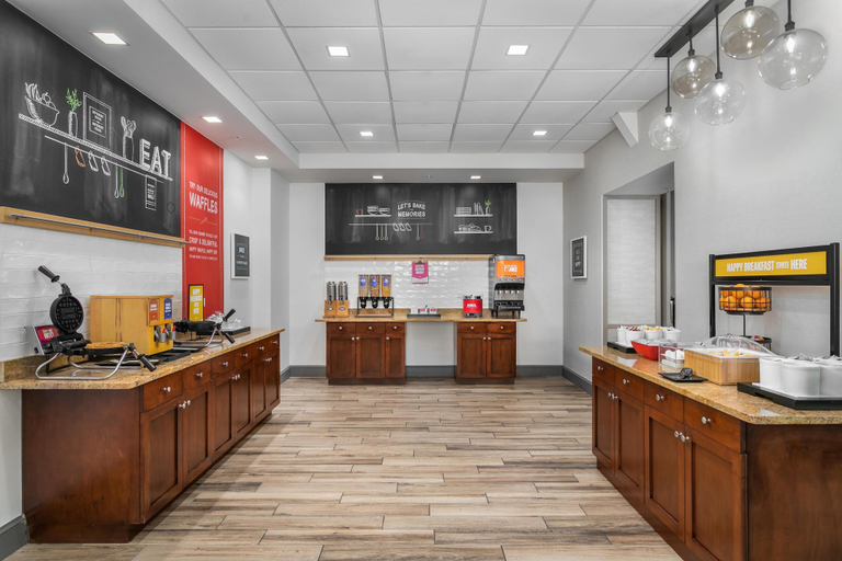 Food & Drinks 5, Hampton Inn New Smyrna Beach, Volusia