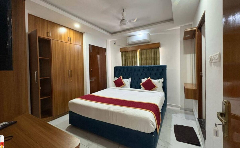 Bedroom 1, NMS Grand View, Viluppuram