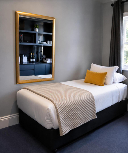Bedroom 2, Bayswater Boutique Loge – Potts Point, Sydney