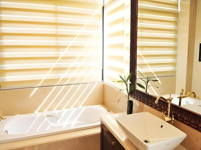 Bathroom, Wuhan Zall Royal Hotel- North Hankou International Hotel, Wuhan