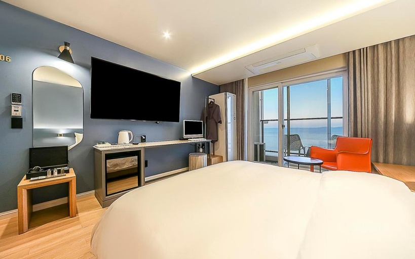 Bedroom 4, Brown Dot Yeongildae Beach in Pohang, Pohang