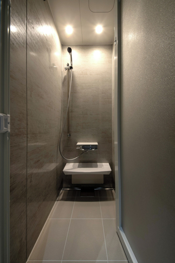 Bathroom 3, Hotel Guild 5, Taitō