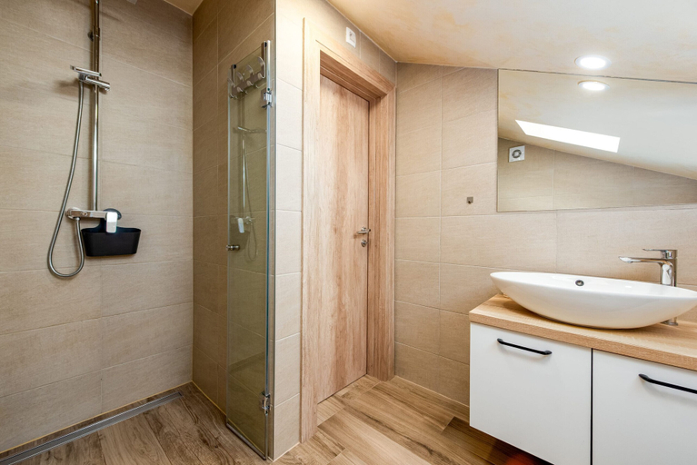 Bathroom 4, Villa Zen Promona, Promina