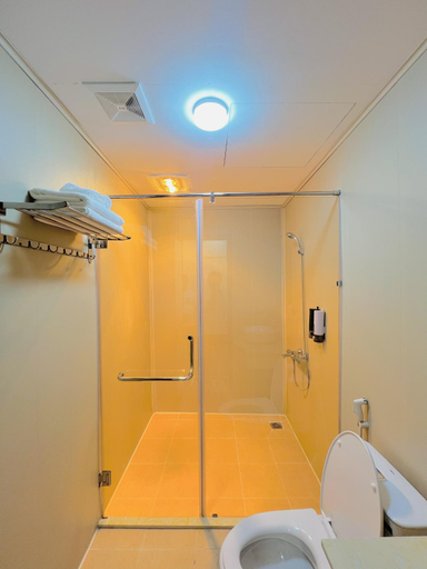 Bathroom 5, T98 Westlake Quang An Home, Tây Hồ