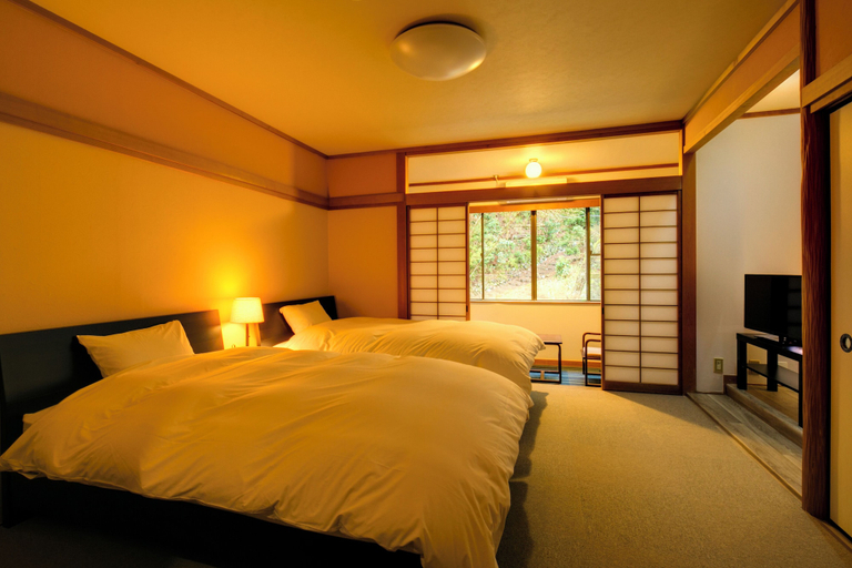 Bedroom 2, Yumoto Komachikan, Yugawara