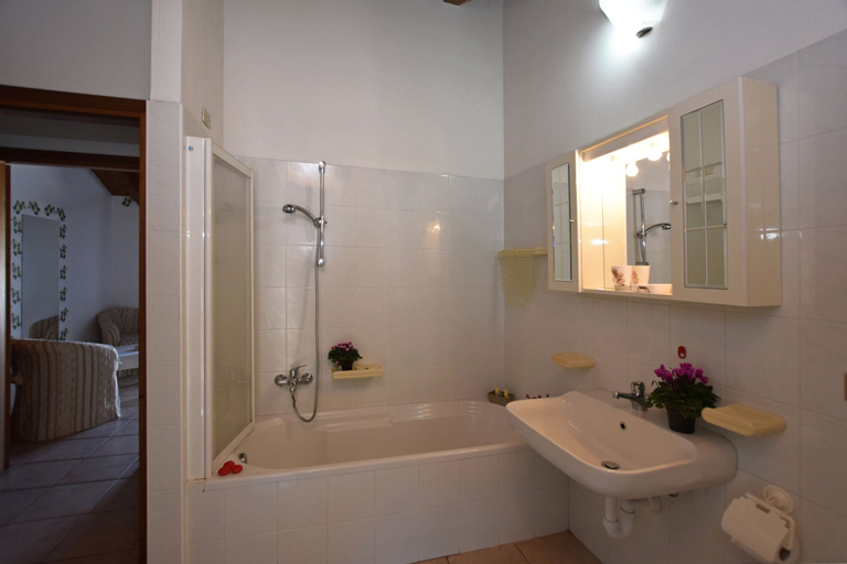 Bathroom 3, Belvedere in Colico, Lecco