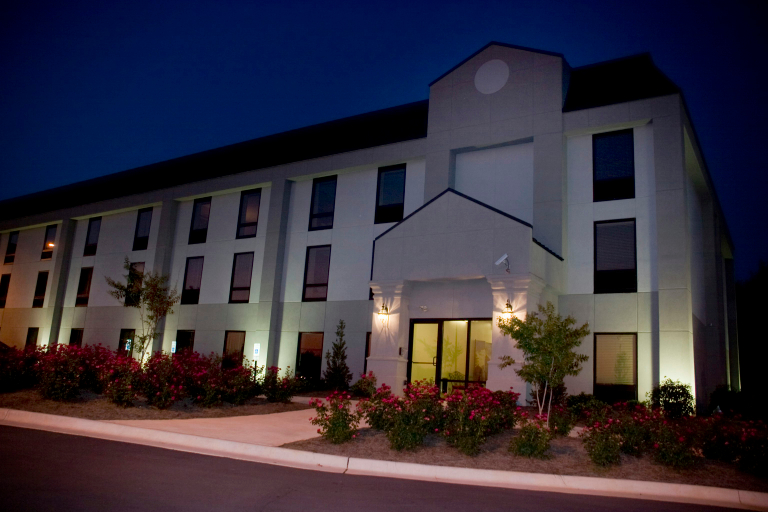 Exterior & Views