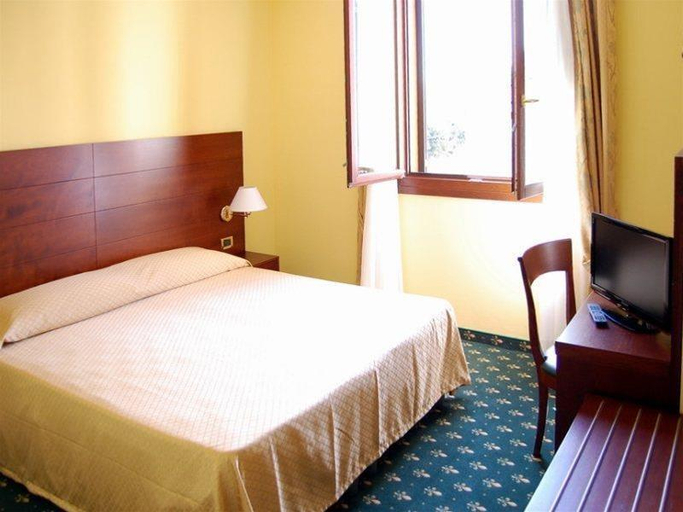 Exterior & Views 3, President Hotel, Pistoia