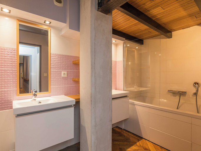 Bathroom 3, Stunning Apartment - 4br-7p - Crequi, Rhône