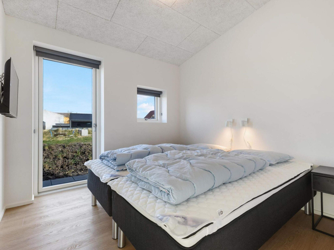 Bedroom 2, 4 Star Holiday Home in Lokken, Hjørring