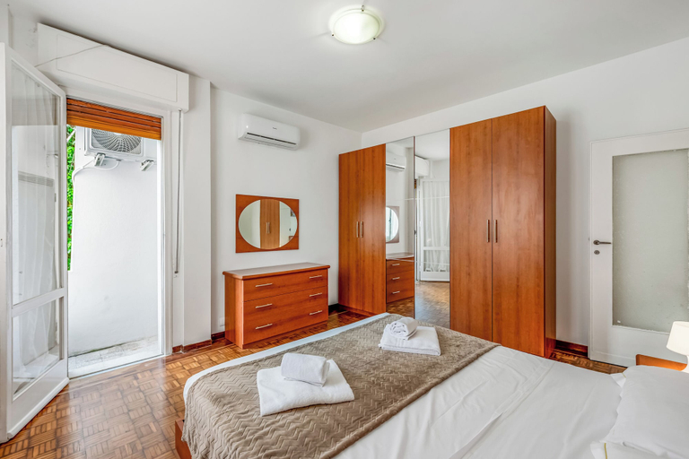 Room 2, Casa Tolly Rapallo, Genova