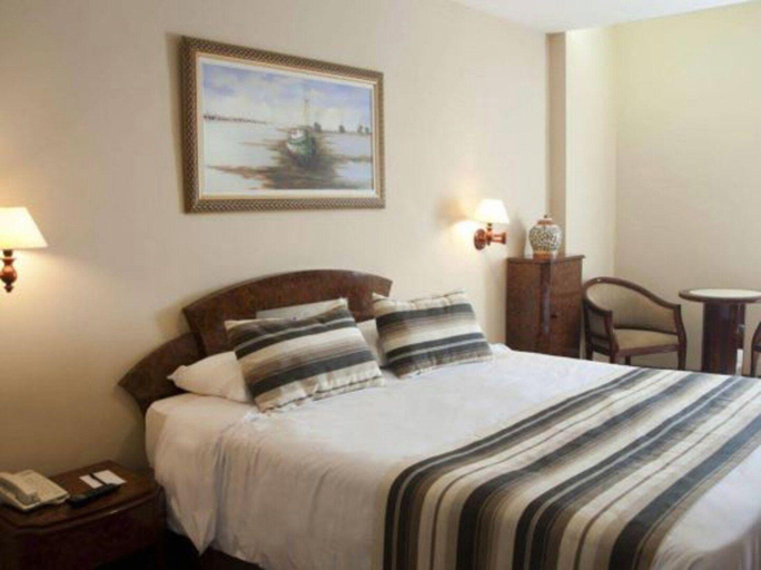 Bedroom 4, Augusto's Copacabana Hotel, Rio de Janeiro
