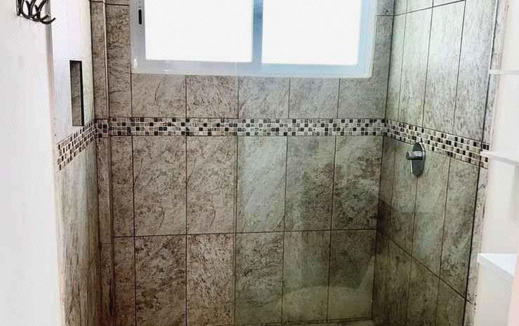Bathroom 3, Downtown Treasure Place, Mexico City