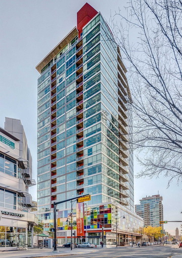 Exterior & Views, Spacious Downtown Condo w/ Balcony & City Views!, Division No. 6