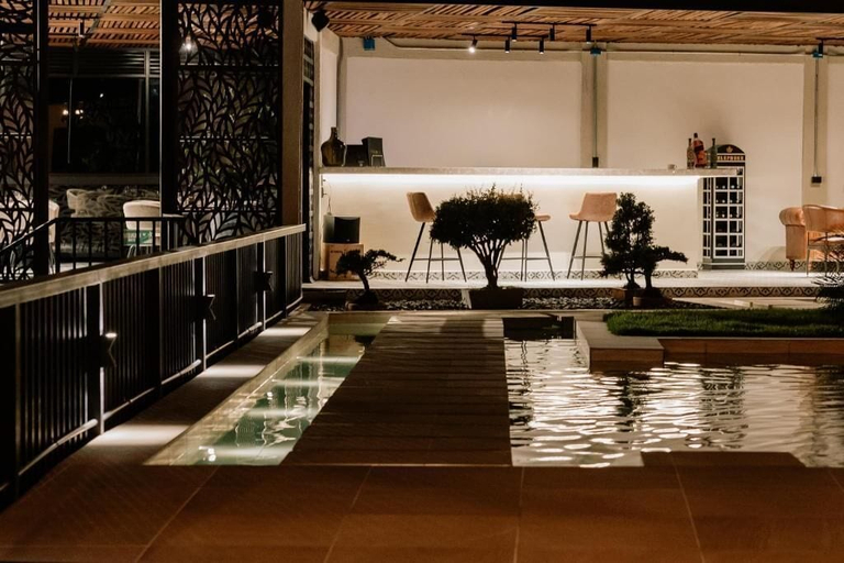 Pool 5, catleya royal club, Marsella