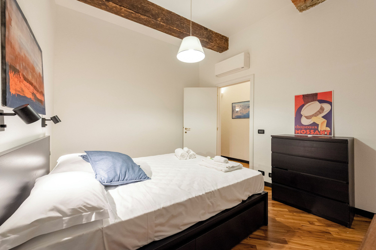 Bedroom 2, Charming Apartment Next To Genoa's Aquarium, Genova