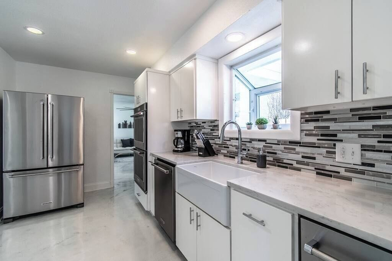 Private kitchen 5, Ocean Drive Splendor Awaits, Nueces