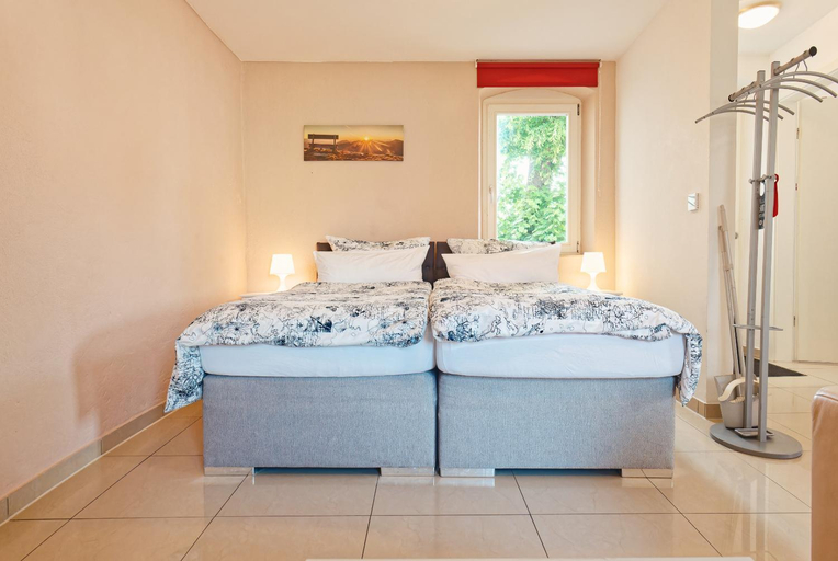 Bedroom 2, Shining apartment in Bamberg, Bamberg