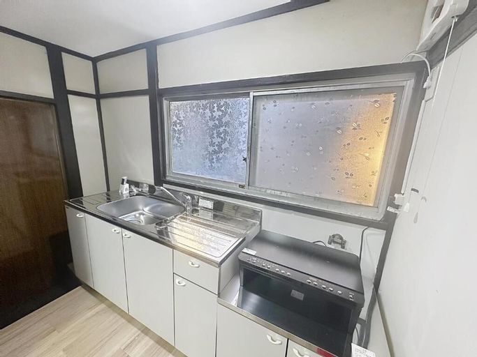 Private kitchen 5, Q stay Toneri Park, Adachi