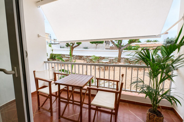Outdoor dining 2, Hotel S'algaret, Baleares