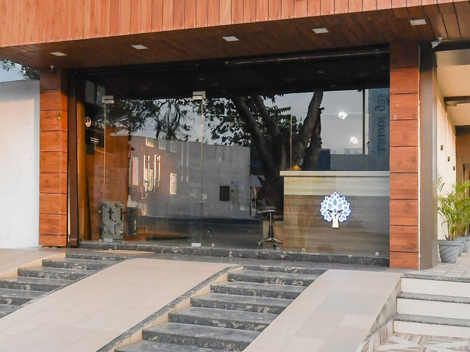 Reception 5, Hotel O Jamshedpur Near Burma Mines, Purbi Singhbhum