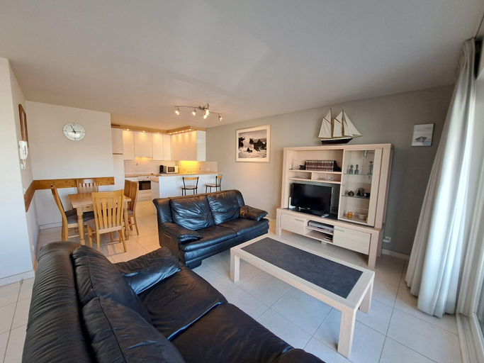 Living room 2, Coastal Apartment With Sleeping Alcove, West-Vlaanderen