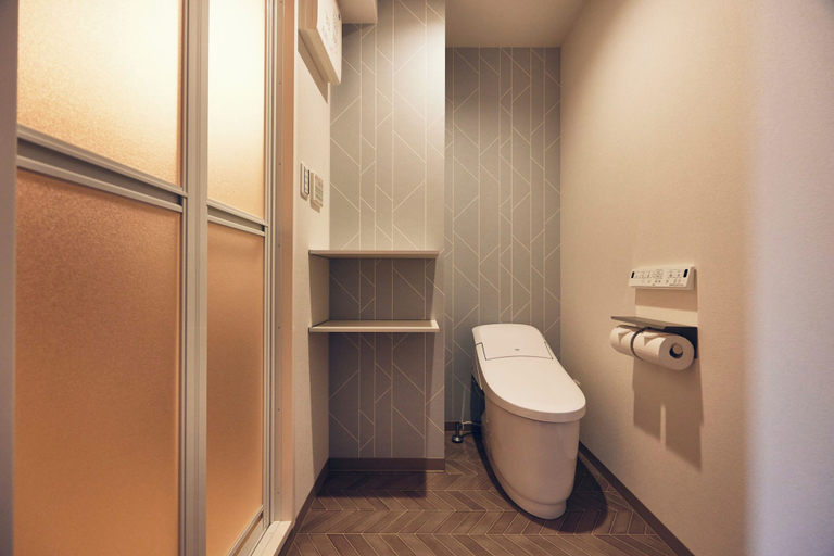 Bathroom 3, MONTANA WING YEBISU, Osaka