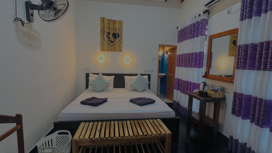 Bedroom 2, Sigiri Liya Rest, Dambulla