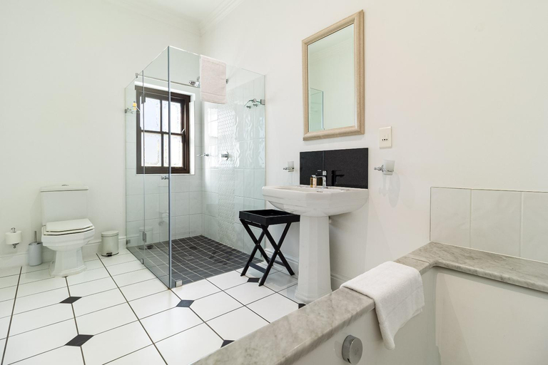 Bathroom 4, Winelands Golf Lodges 26 at De Zalze, Cape Winelands