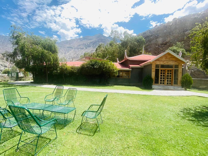 Others 2, Shangrila Fairymeadows Inn, Northern Areas