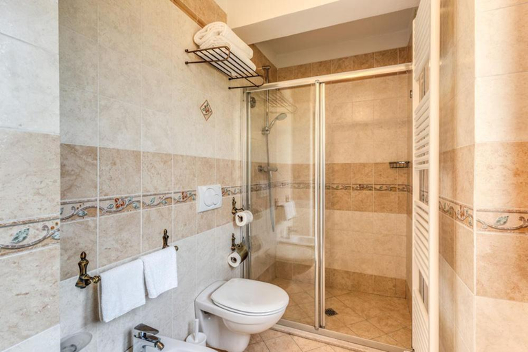 Bathroom 5, Hotel Villa Ambrosina, Florence