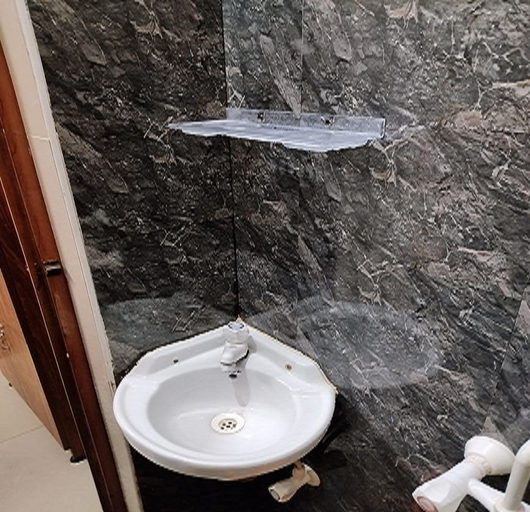 Bathroom 2, Mahilagam, Chennai