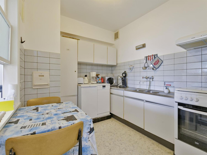Kitchen, Apartment in Blankenberge With Sea Views, West-Vlaanderen