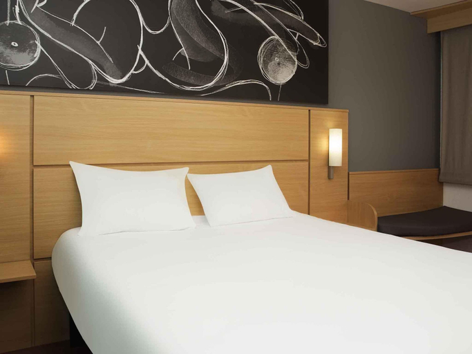 Bedroom 2, ibis 3 Lacs Neuchatel, Neuchâtel