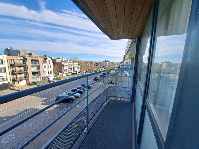 Balcony 4, Coastal Apartment With Sleeping Alcove, West-Vlaanderen