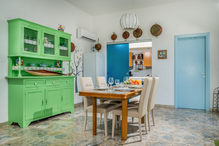 Room 5, Villa Le Terrazze Blu, Trapani